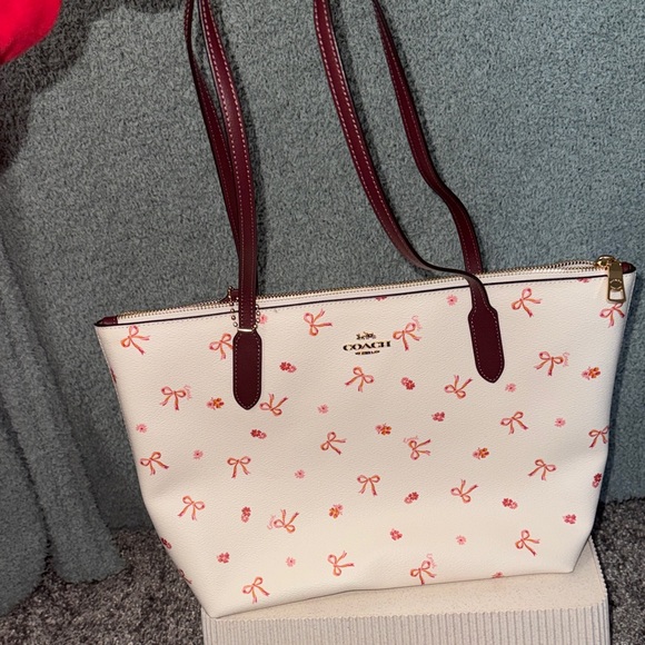 Coach Cream and Pink Bow Tote - Picture 2 of 6